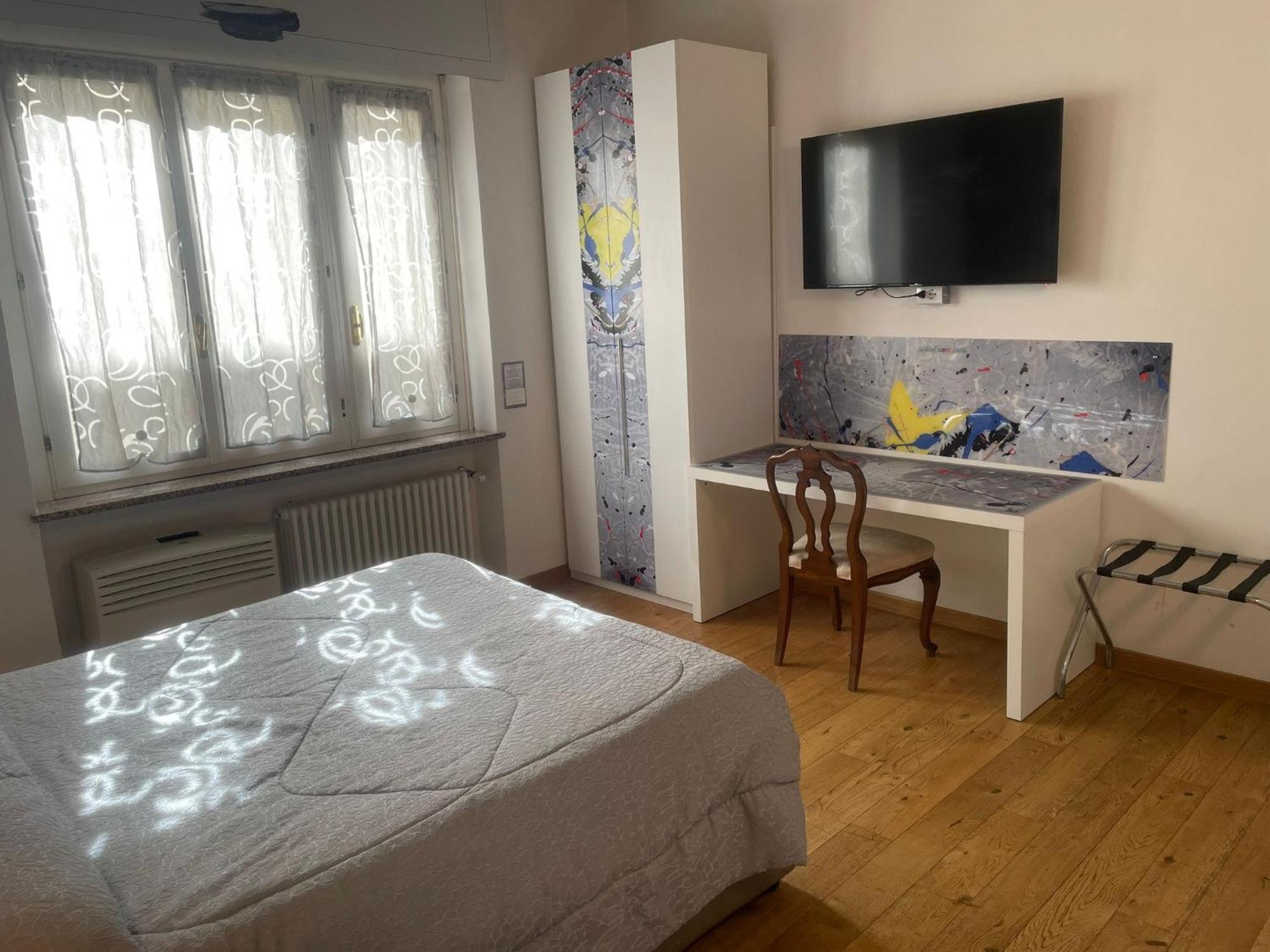 Rooms Of Love Pavia Buitenkant foto